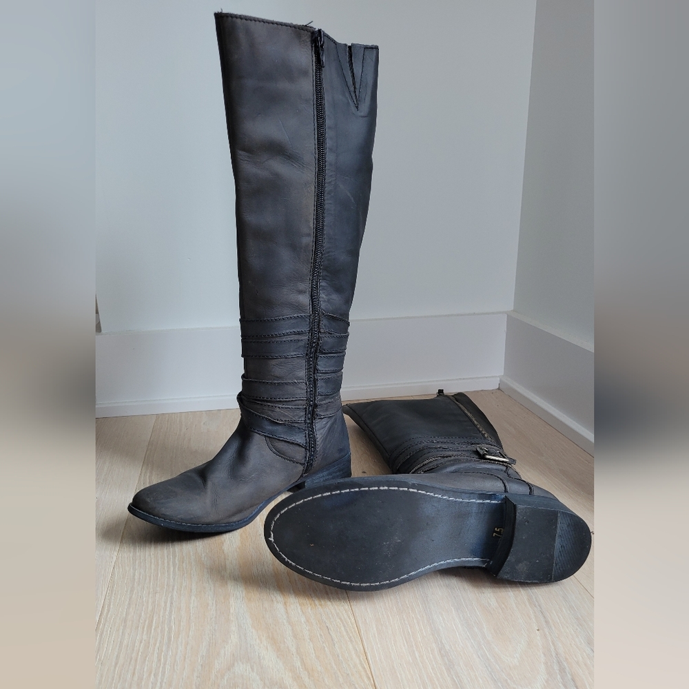 Kenneth Cole Reaction Zap-iness Boot - Picture 6 of 11